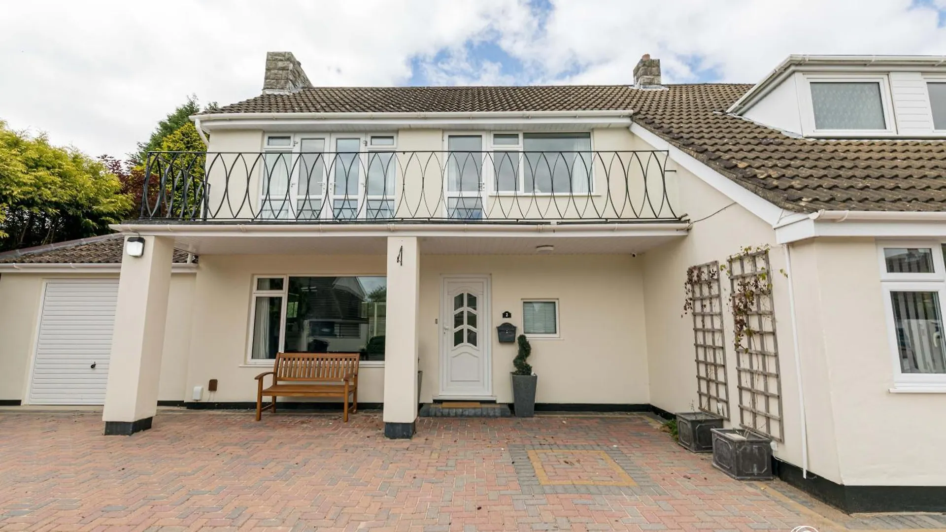 Talbot House By Grandeur Property Bournemouth