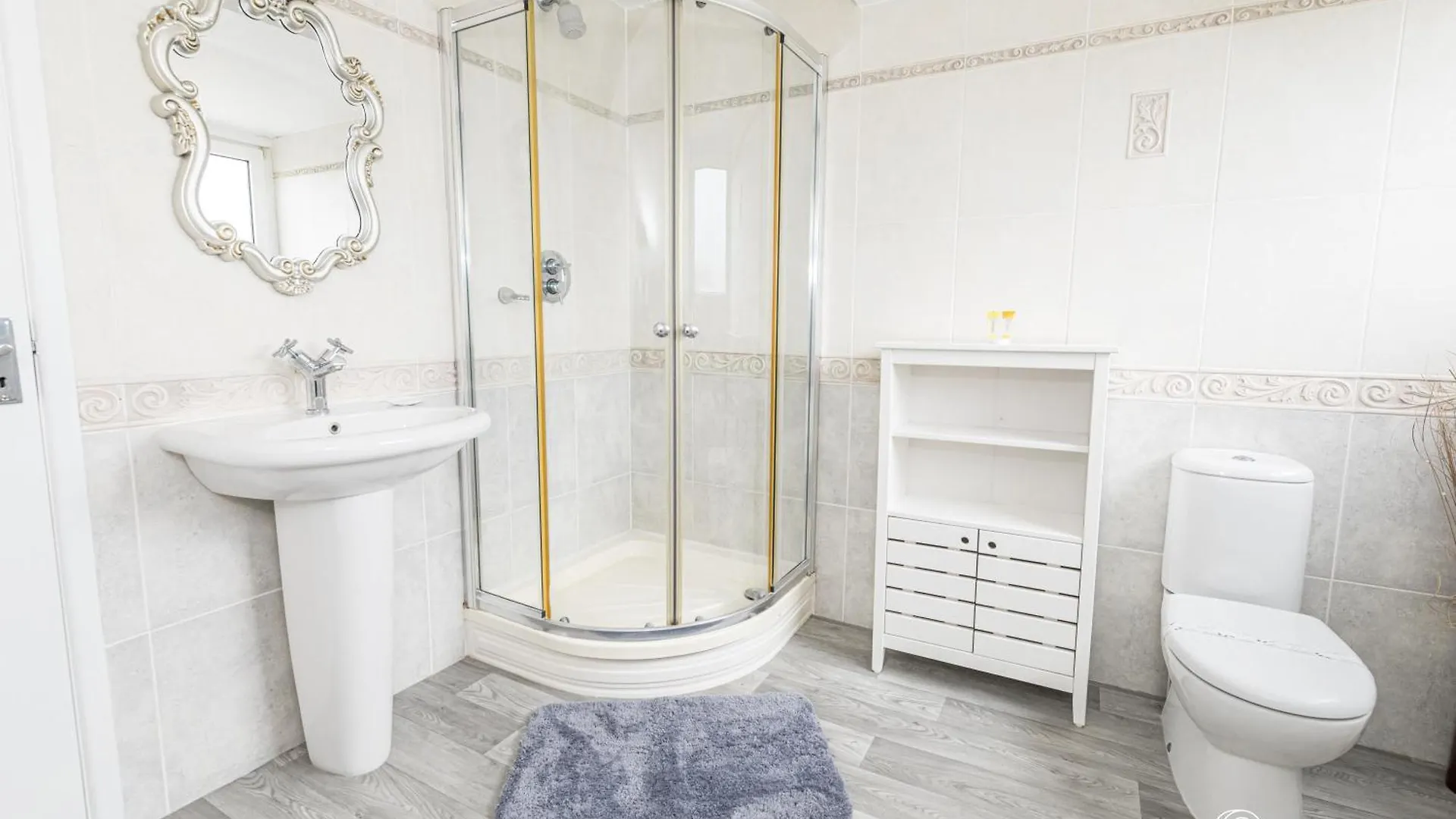 Talbot House By Grandeur Property Bournemouth Apartment